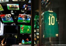 Museu do Futebol lança audioguia em formato de programa de rádio