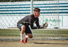 Aos 24 anos, treinador de goleiros de MS fecha contrato com time da Arábia Saudita