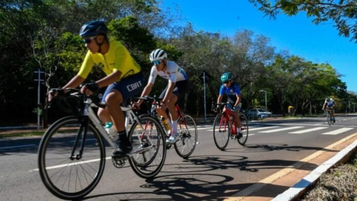 Atleta em treinamento representando os beneficiários do programa Bolsa Atleta
