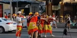 ‘Segundou’: espanhóis ocupam as ruas de Madrid pra celebrar a vitória da Copa