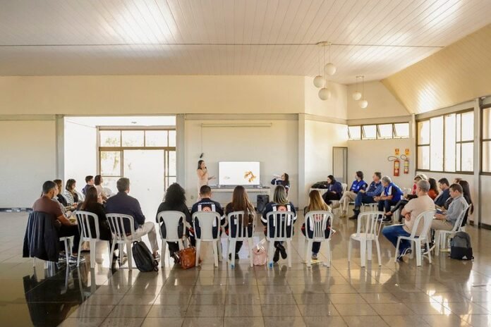 Curso-de-Qualificacao-da-Regulacao-das-Urgencias-do-SAMU-DF_-foto_Jhonatan-CantarelleAgencia-Saude-DF-6