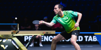 Calderano vence japonês e avança às oitavas na Suécia Mesatenista brasileiro Hugo Calderano durante partida de tênis de mesa