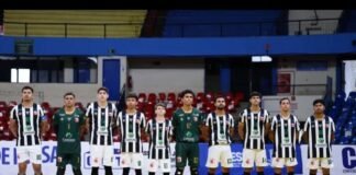 MS vence duas partidas na Taça Brasil Sub-20 de Futsal Jogadores de futsal sub-20 durante partida da Taça Brasil