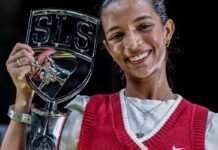 Rayssa Leal vence etapa do Rio na Liga de Skate Street Skatista Rayssa Leal em manobra durante competição de skate street no Rio de Janeiro