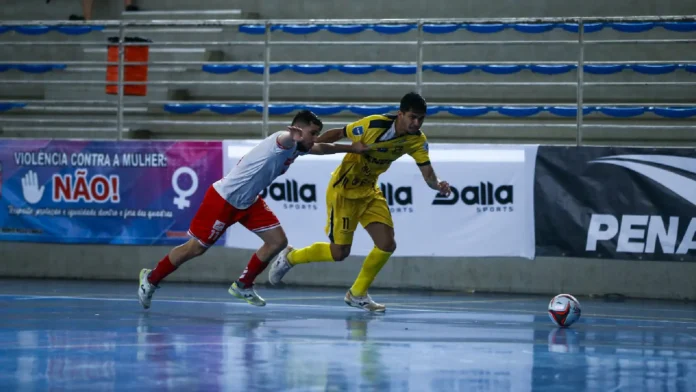 Novo-Projeto-37 Juventude AG leva 6 a 3 do América-RN e sofre a primeira derrota na Taça Brasil de Futsal