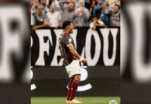 Corinthians perde para o Fluminense e chega ao 7º jogo sem vencer