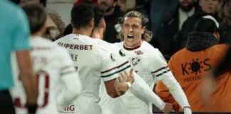 Fluminense cai diante do Platense na Argentina, mas confirma vaga na semifinal da Libertadores Fluminense cai diante do Platense na Argentina, mas confirma vaga na semifinal da Libertadores