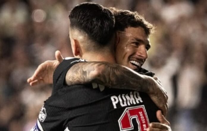 Vasco vence o Santa Fe em São Januário e vai à semifinal da Sul-Americana contra o Boca