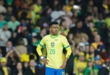 Brasil marca três gols e domina amistoso contra a Índia, em Calcutá Brasil marca três gols e domina amistoso contra a Índia, em Calcutá