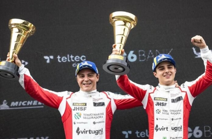 Felipe Massa e o filho, Pipo, vencem corrida juntos pela primeira vez Felipe Massa e o filho, Pipo, vencem corrida juntos pela primeira vez