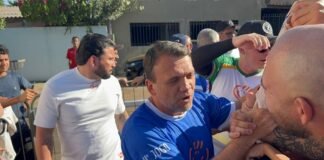 Petkovic agradece o calor da torcida de Campo Grande em jogo beneficente Petkovic agradece o calor da torcida de Campo Grande em jogo beneficente