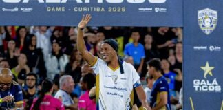 Ronaldinho Gaúcho vai voltar a jogar profissionalmente pelo Ravenna, da Itália Ronaldinho Gaúcho vai voltar a jogar profissionalmente pelo Ravenna, da Itália