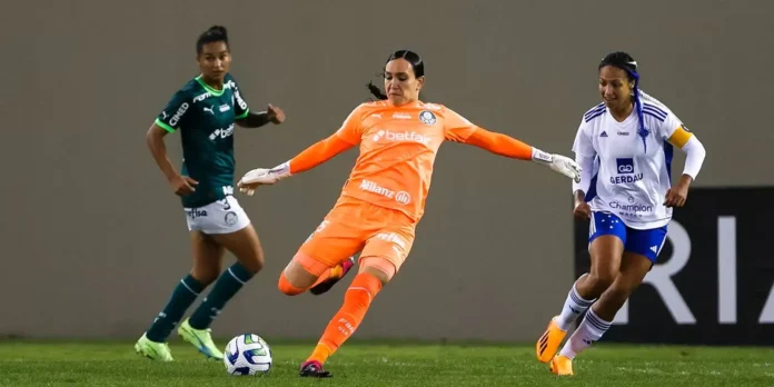 Palmeiras deixa a goleira Kate Tapia fora da lista da Libertadores Feminina