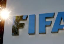 Ex-zagueiro do Tottenham Ramon Vega anuncia candidatura contra Infantino na eleição da Fifa Ex-zagueiro do Tottenham Ramon Vega anuncia candidatura contra Infantino na eleição da Fifa
